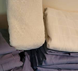 lot 119 image: Blue Moons & Lavender Plus - Fabric