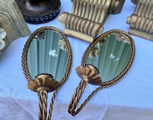 lot 145 image: Home Decor Galore