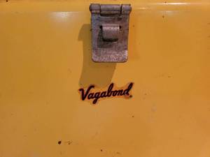 lot 172 image: Vintage Vagabond Icebox