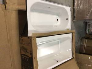 lot 29 image: Lot of 2 Bathroom Tubs (various sizes) review pictures and description