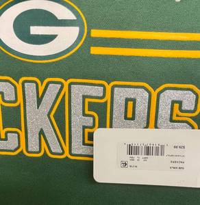 lot 45 image: NFL Green Bay Packers Youth Girls Hooded Sweatshirt Size M
