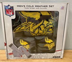 lot 71 image: NFL Minnesota Vikings Mens Scarf and Gloves Set.
