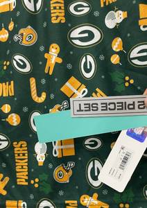lot 40 image: NFL Green Bay Packers Youth Christmas Pajama Set XS 4 5