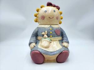 lot 02 image: 90s Vintage Treasure Craft Large Sugar Ragdoll Cookie Jar