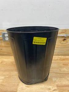 lot 83 image: TOUGH GUY 7 gal Round Wastebasket, Metal, Black