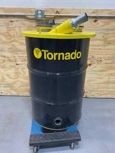 lot 93 image: TORNADO Pneumatic, Drum Vacuum, 55 gal Tank Size, Steel, 160 cfm Vacuum Air Flow