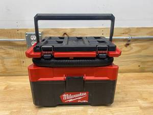 lot 103 image: M18 FUEL PACKOUT 18-Volt Lithium-Ion Cordless 2.5 Gal. WetDry Vacuum (Tool-Only) (parts or repair)