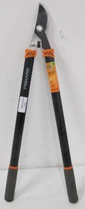 lot 533 image: Fiskars Fiskars PowerGear 2 Titanium 23 Inch Hedge Clipper Shears