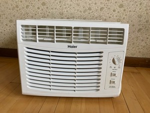 Haier - 5,000 BTU Window Mounted Air Conditioner