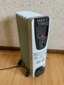 Delonghi - Mobile Radiator Heater