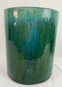 lot 44 image: Chinese Vintage Ceramic Turquoise Glazed Garden Stool and Vessel