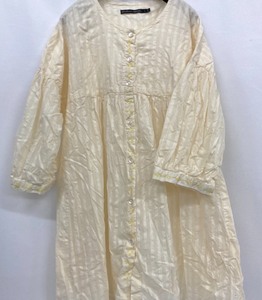 lot 149 image: Gudrun Sjoden Ivory Cotton Blouse with Yellow Embroidery Size L