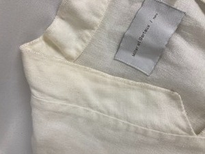lot 153 image: Miller et Bertaux Ivory Linen Blouse- Size 2