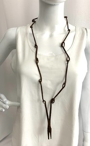 lot 208 image: Antique Mali Dogon Forged Iron Chilbirth Necklace