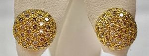 lot 5 image: Darling 18K Gold and Diamond Earrings