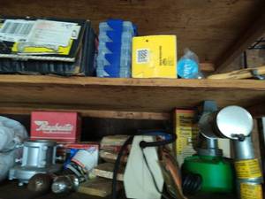 lot 135 image: Top 2 shelves in garage