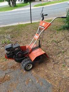 lot 182 image: Garden tiller