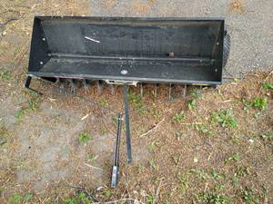 lot 184 image: Lawn tender