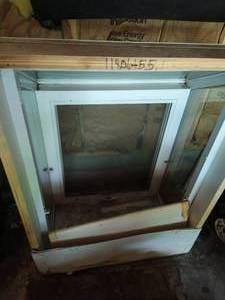 lot 190 image: Bay window