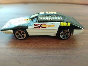 lot 9 image: Mattel Hot Wheel Toy Car- Side Kick