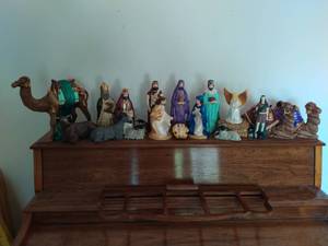 lot 13 image: Ceramic Nativity Set