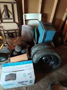 lot 407 image: Garage Items