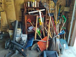 lot 521 image: Garden Tools & More