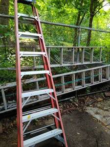 lot 539 image: Three Ladders
