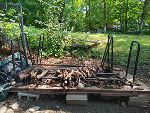 lot 542 image: Firewood Racks