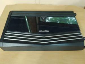 lot 421 image: Kenwood Power Amplifier