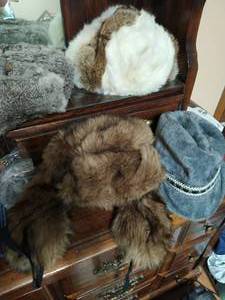lot 428 image: Fur Hats