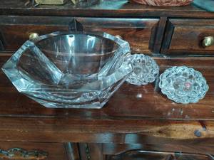 lot 452 image: Orefors Glassware