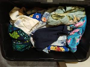 lot 466 image: Hawaiian Shirts