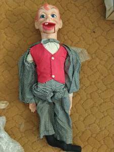 lot 490 image: Ventriloquist Dummy