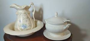 lot 24 image: Water Pitcher with Basin and Soup Tureen Set