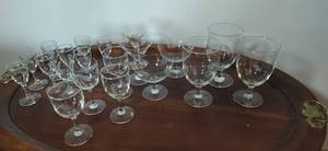 lot 27 image: Huge Collection of Drink Glassware