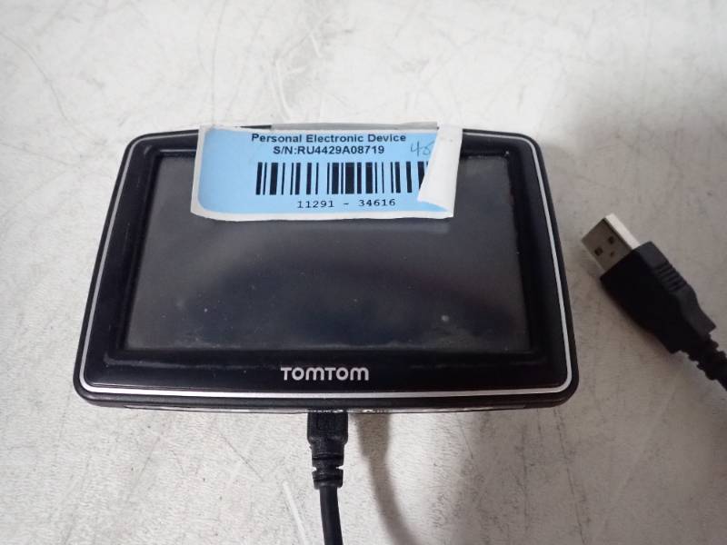 lot 16 image: Tom Tom&nbspN14644 GPS