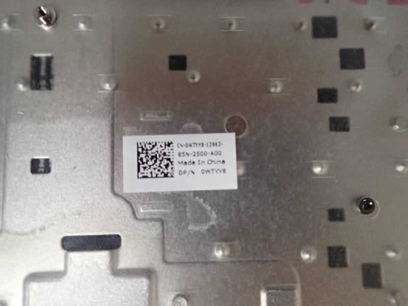 lot 46 image: replacement laptop keyboard