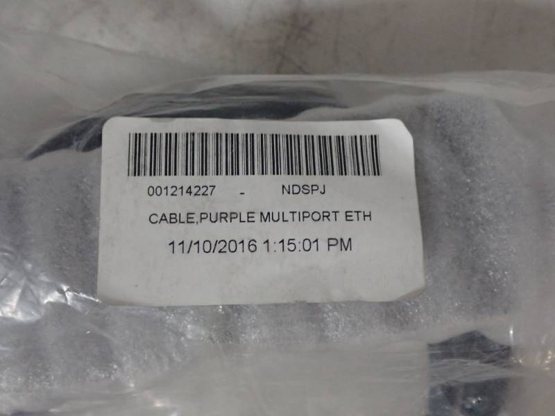 lot 64 image: Multiport eth cable