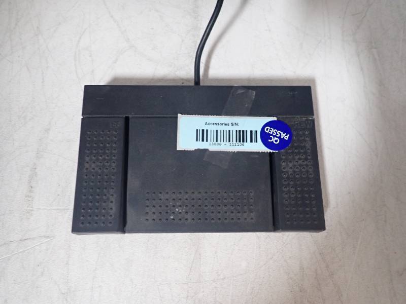 lot 67 image: Olympus&nbspRS23 Foot Switch