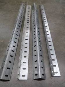 lot 4 image: 4 HEAVY DUTY EDGE  CORNER BRACKETS