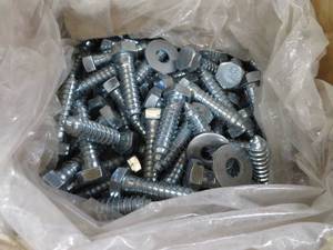 lot 9 image: NEW LAG BOLTS