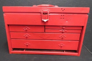 lot 113 image: VINTAGE SK TOOL CHEST