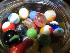 lot 141 image: MARBLES