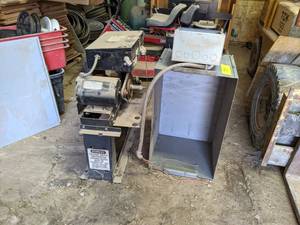 lot 54 image: Stanley Gate Opener  Closer Unit - This is the Power Unit for large Sliding Gates  Fences - Working when Removed