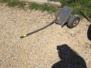 lot 74 image: Rolling Pipe Cart