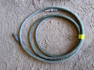 lot 79 image: Heavy Duty Air Hose