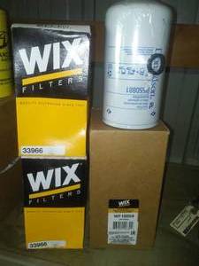 lot 40 image: Wix WF 10059 Fuel Filter