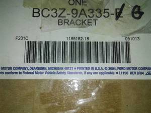 lot 90 image: Fuel Pump Mounting Bracket (BC3Z-9A335-G)F-250 SD, F-350 SD, F-450 SD,  and F-550 Super Duty