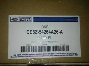 lot 120 image: Latch - Ford (DE8Z54264A26A)